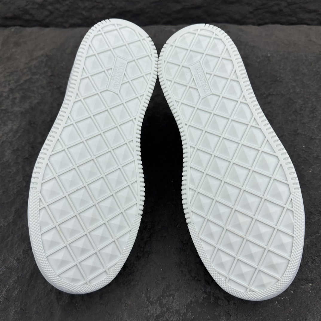 Valentino One Stud XL Sneaker Size 36-46