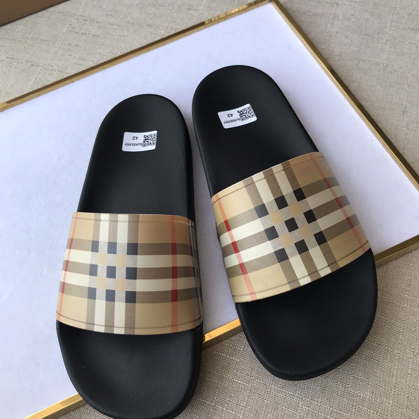 Burberry Mens Women Sandals Gr. 36-46