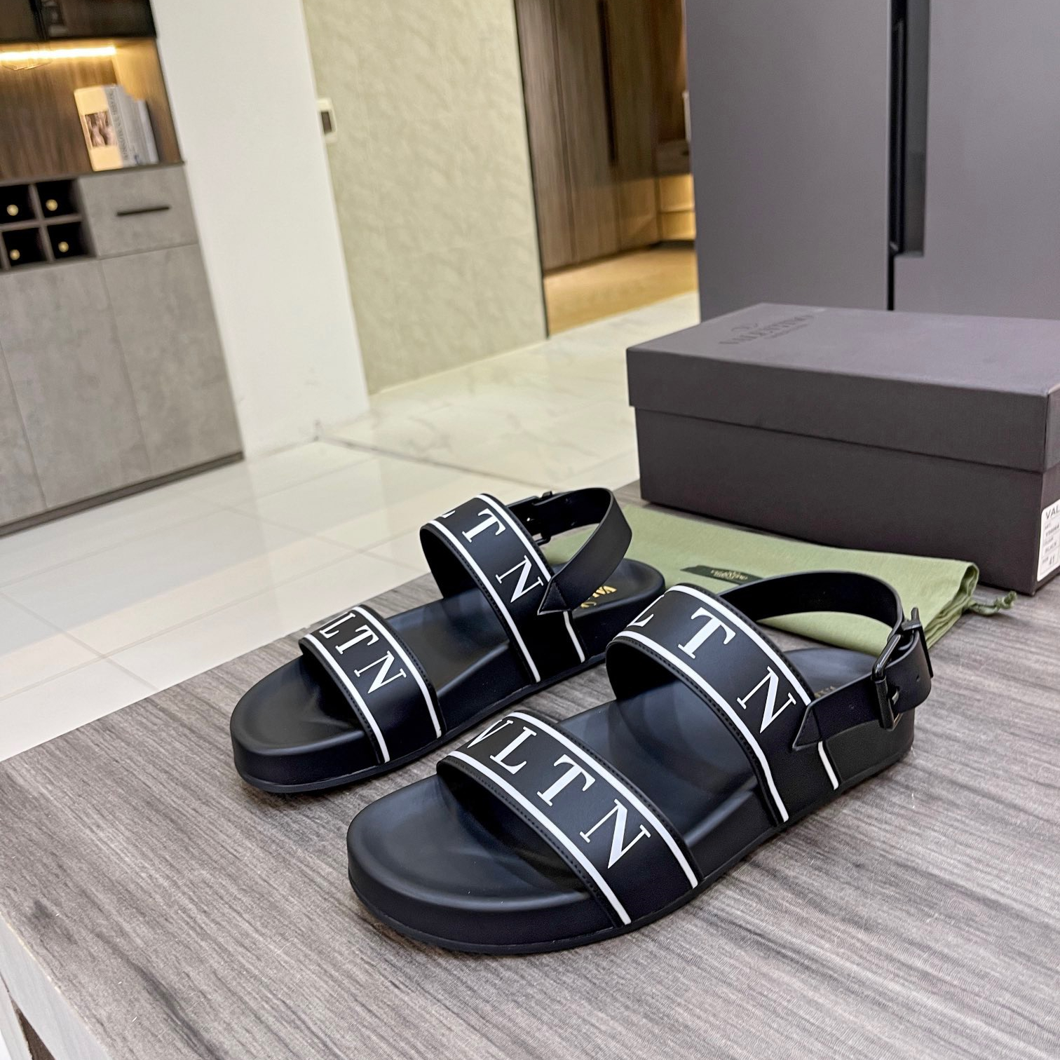 Valentino Sandals for Men Size 39-45 5-Color