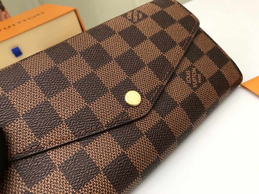 Louis Vuitton Women Wallet M63209 Size 19*10cm