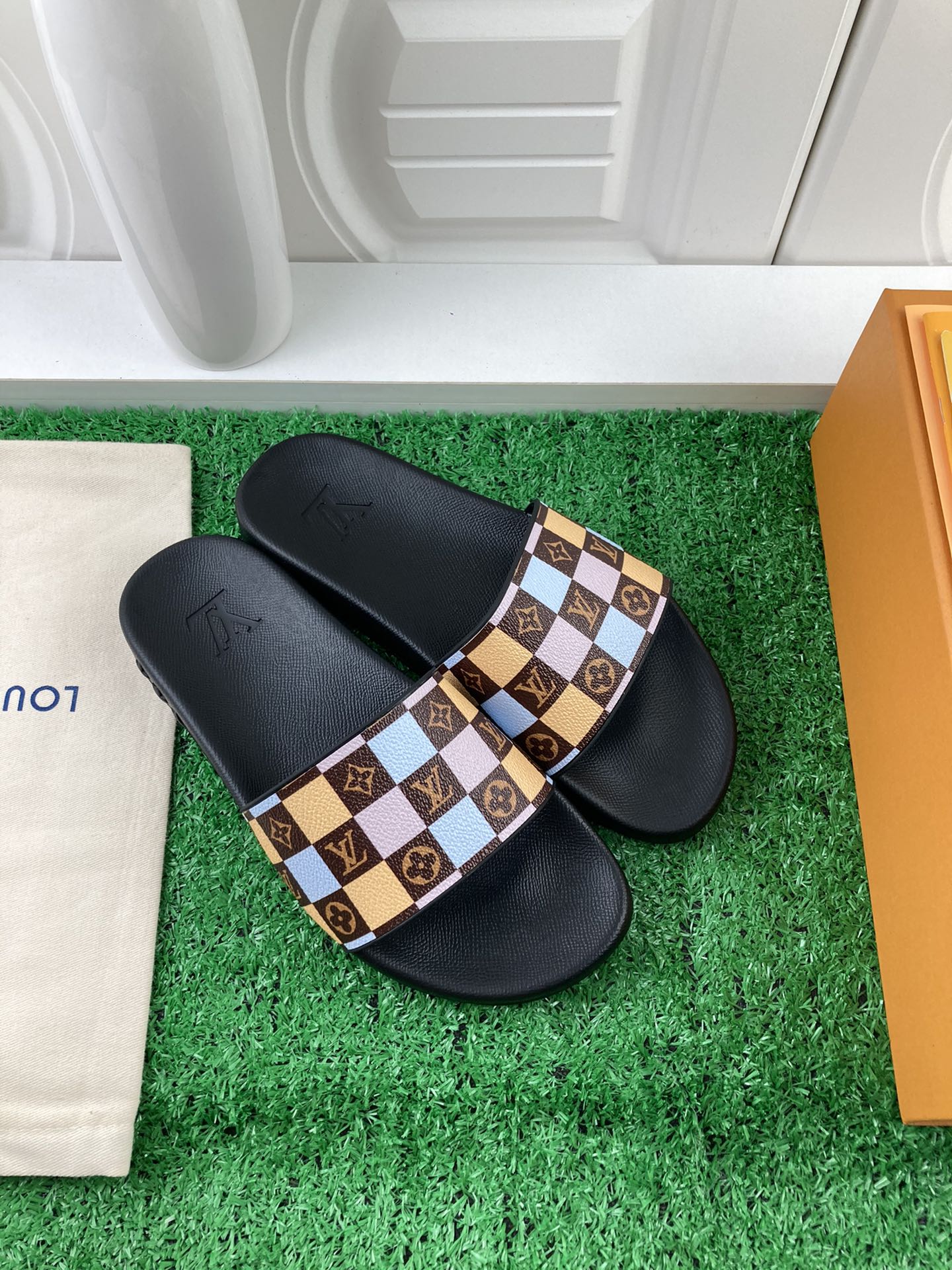 Louis Vuitton 2024ss Candy Series Slippers Size 36-45