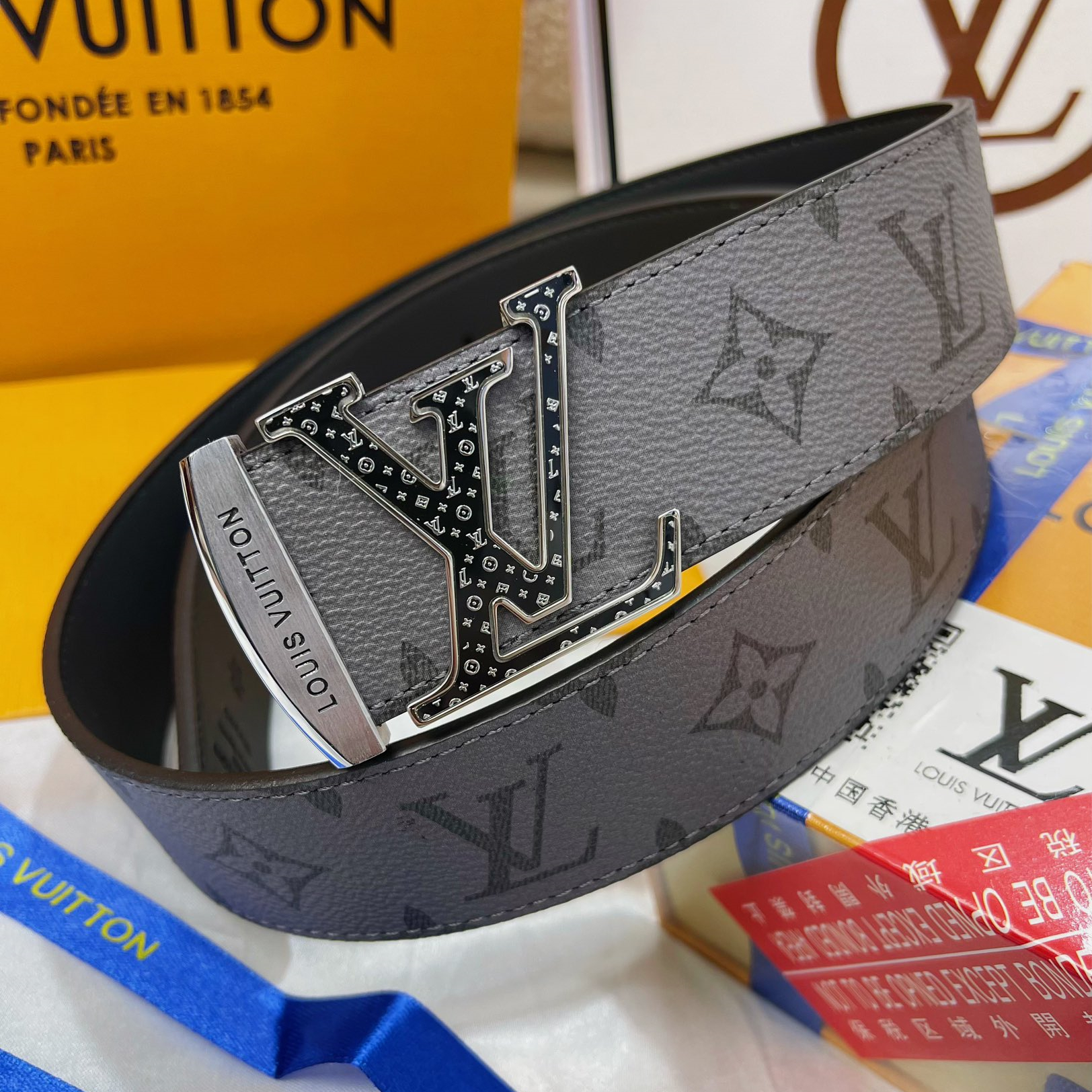 Louis Vuitton Mens Belt Width 3.8cm