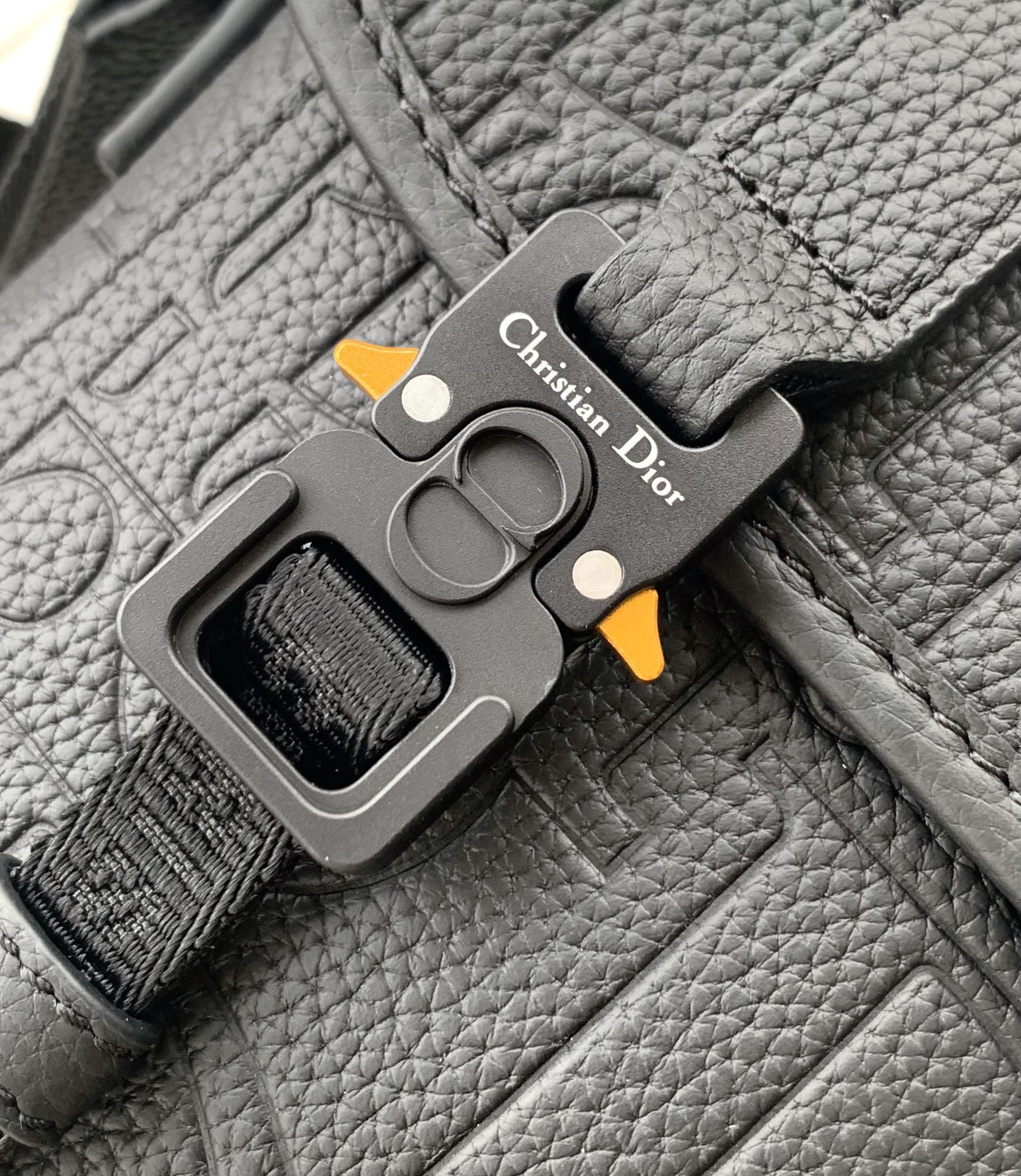 Dior Gravity Mens Shoulder Bags Size 24*18*8cm