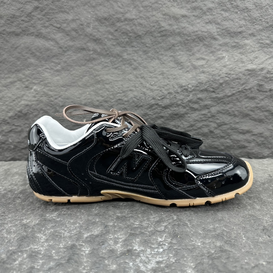 MiuMiu x New Balance Sneaker Size 35-46
