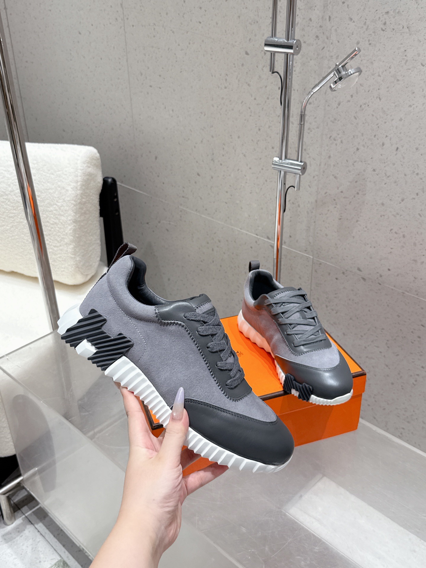 Hermes Bouncing Sneaker Size 36-46