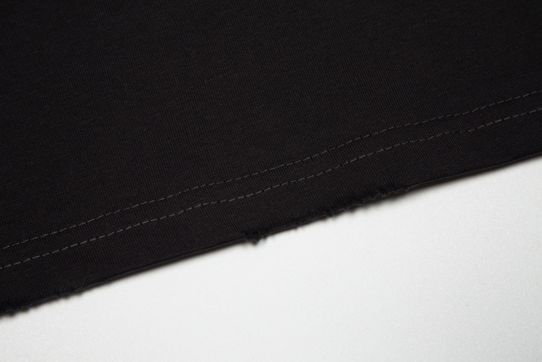 Balenciaga Unisex T Shirt XS-L