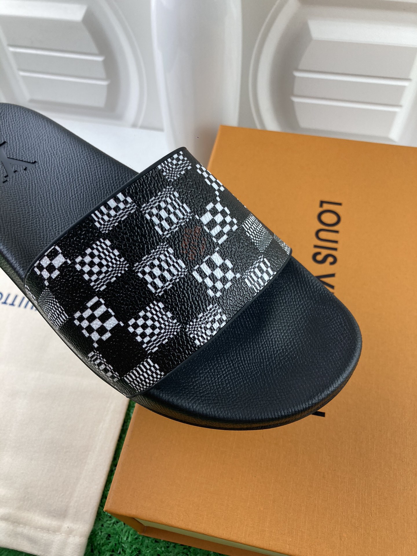 Louis Vuitton 2024ss Candy Series Slippers Size 36-45