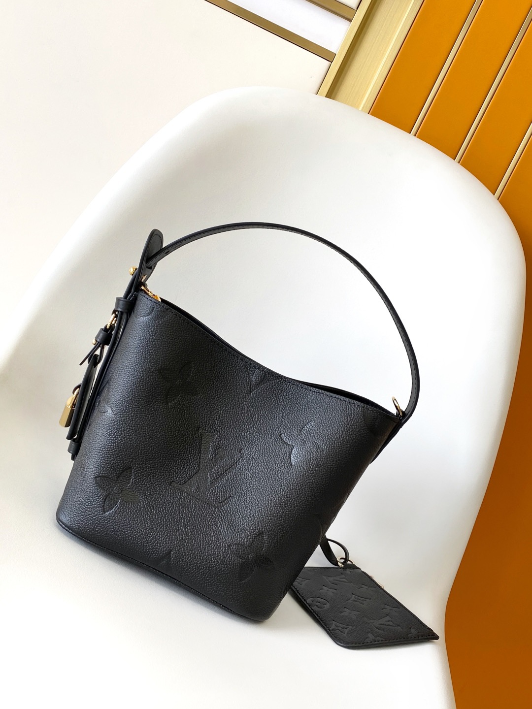 Louis Vuitton M13480 Women Shoulder Bags Size 16*18*12cm