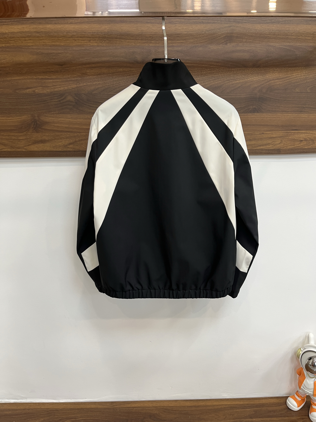 Gucci Unisex Jacket Size M-XXXL