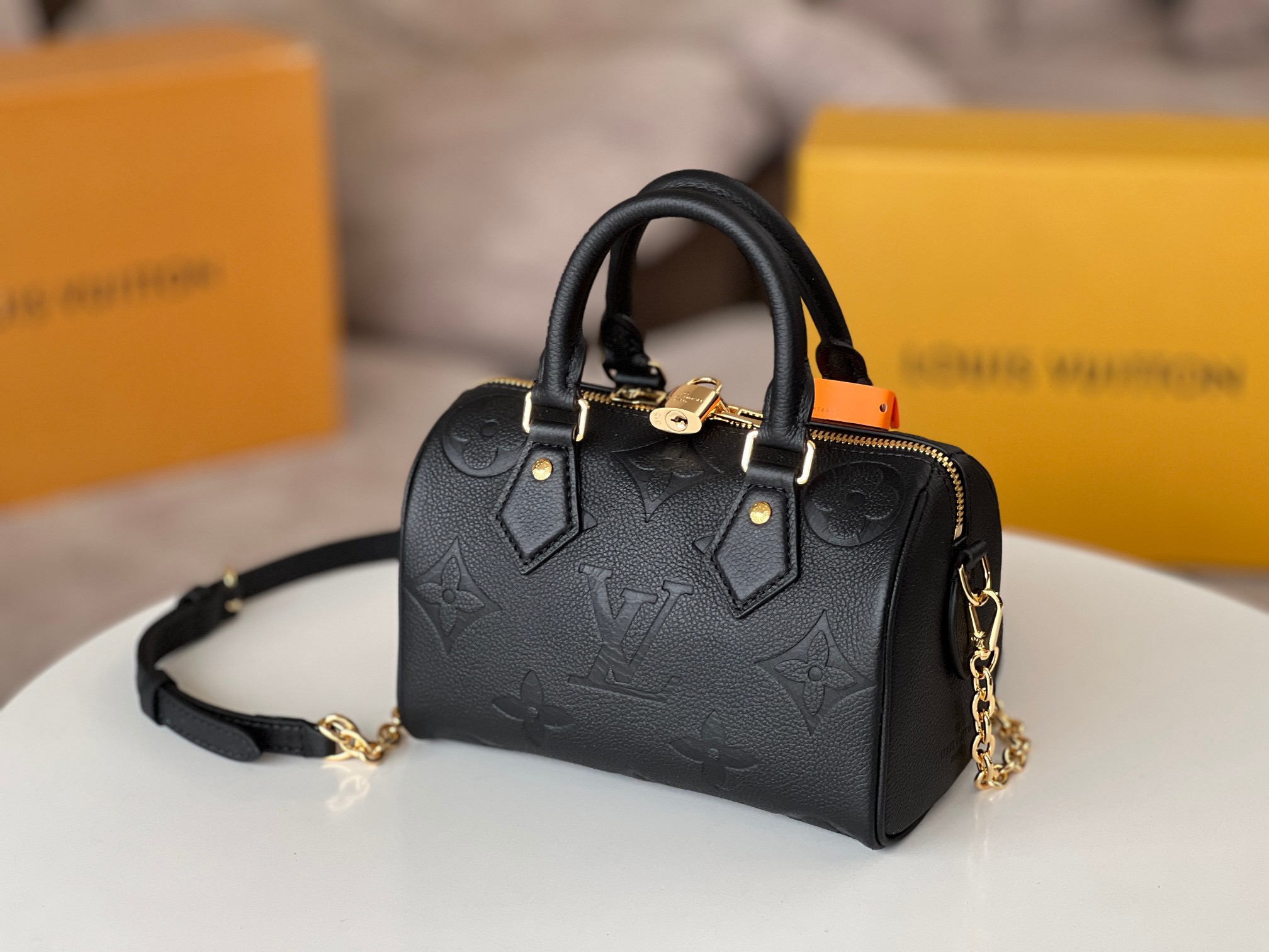 Louis Vuitton M58953 Speedy Women Shoulder Bags Size 20.5*13.5*12cm