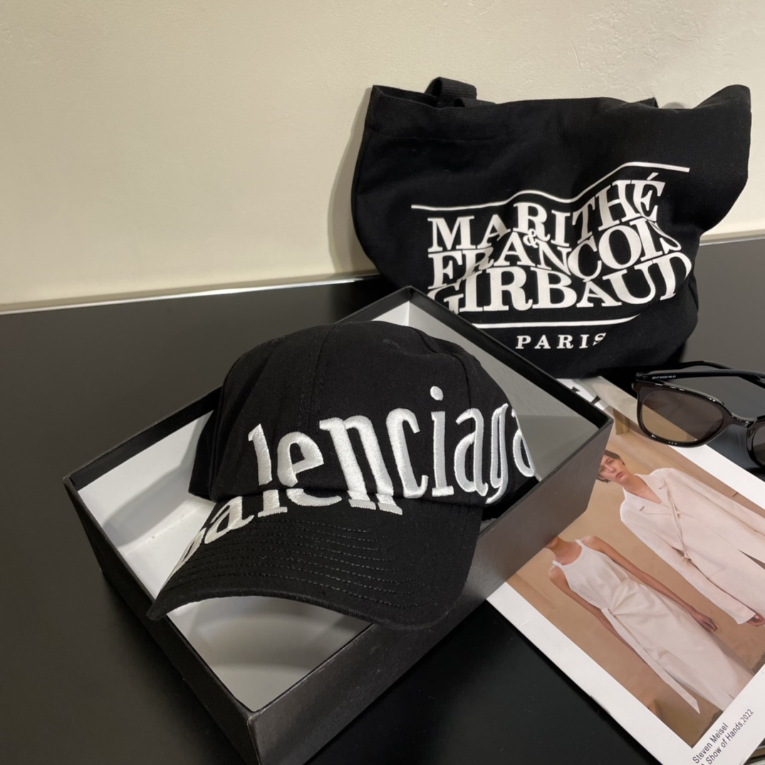 Balenciaga Baseball Cap