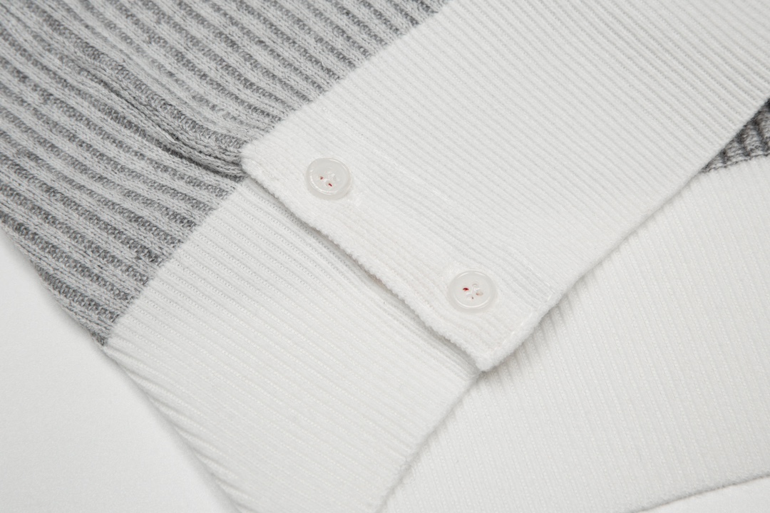 Thom Browne Unisex Sweatshirt Size S-XL