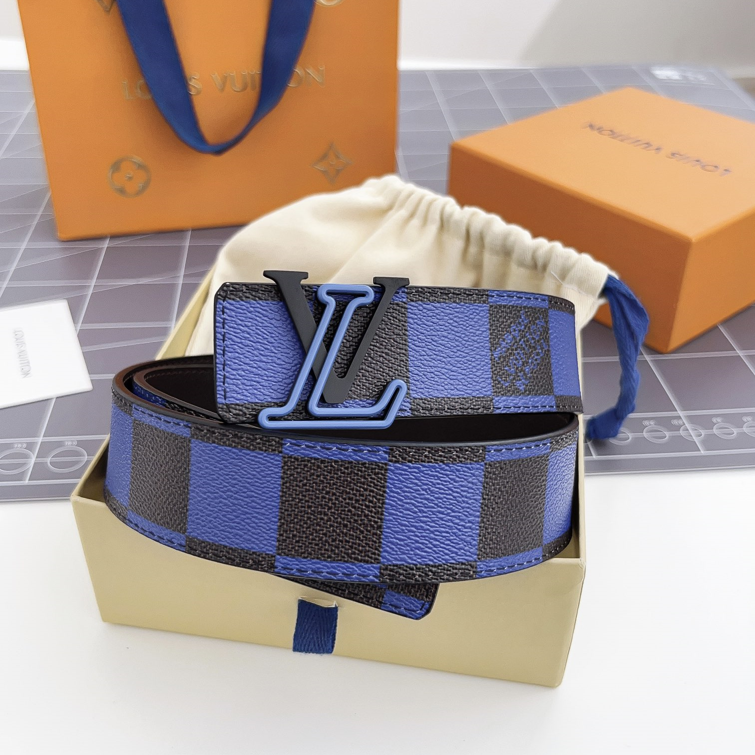 Louis Vuitton Mens Belt Width 4cm