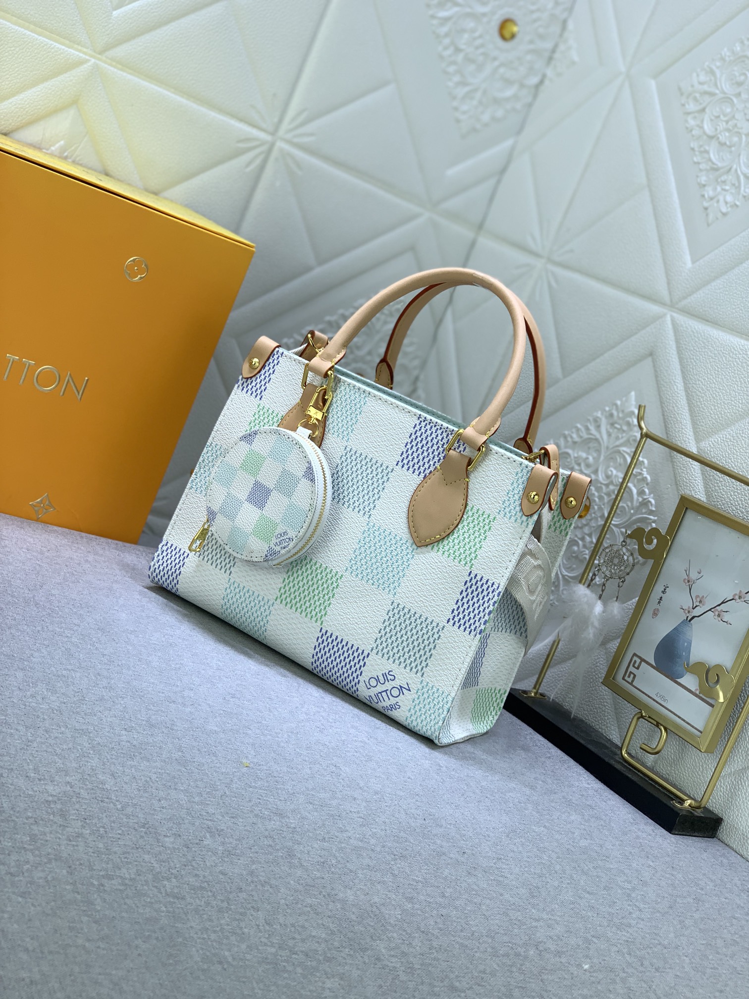 Louis Vuitton M46373 OnTheGo Women Shoulder Bags Size 25*19*11cm