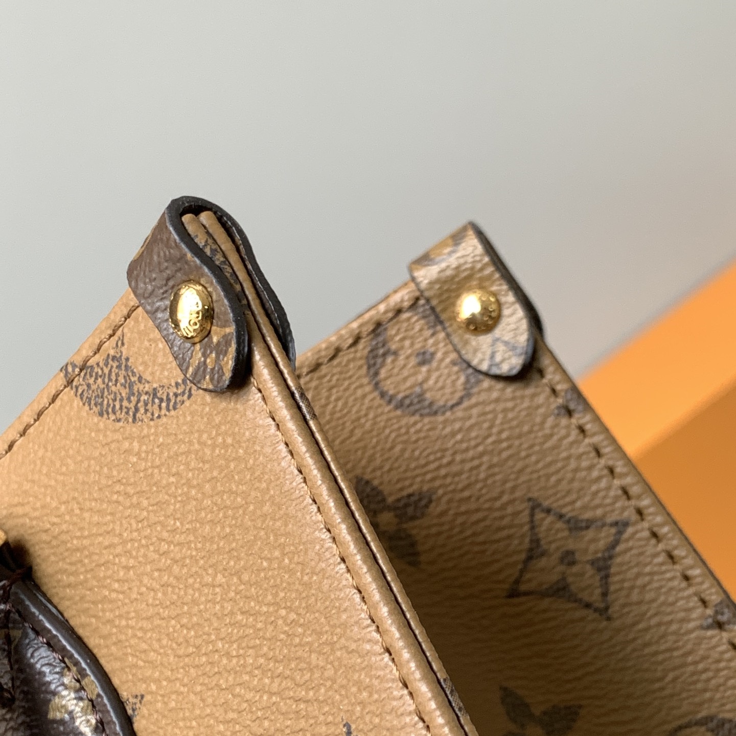 Louis Vuitton M46373 On The Go Women Shoulder Bags Size 25*19*11.5cm