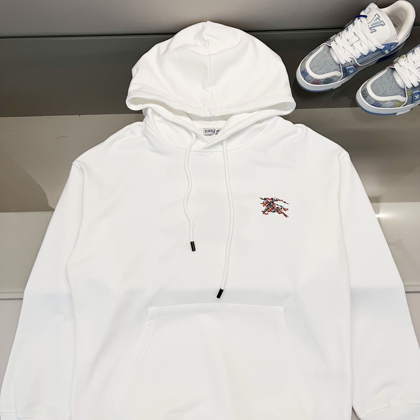 Burberry Unisex Sweatshirt Size S-XL