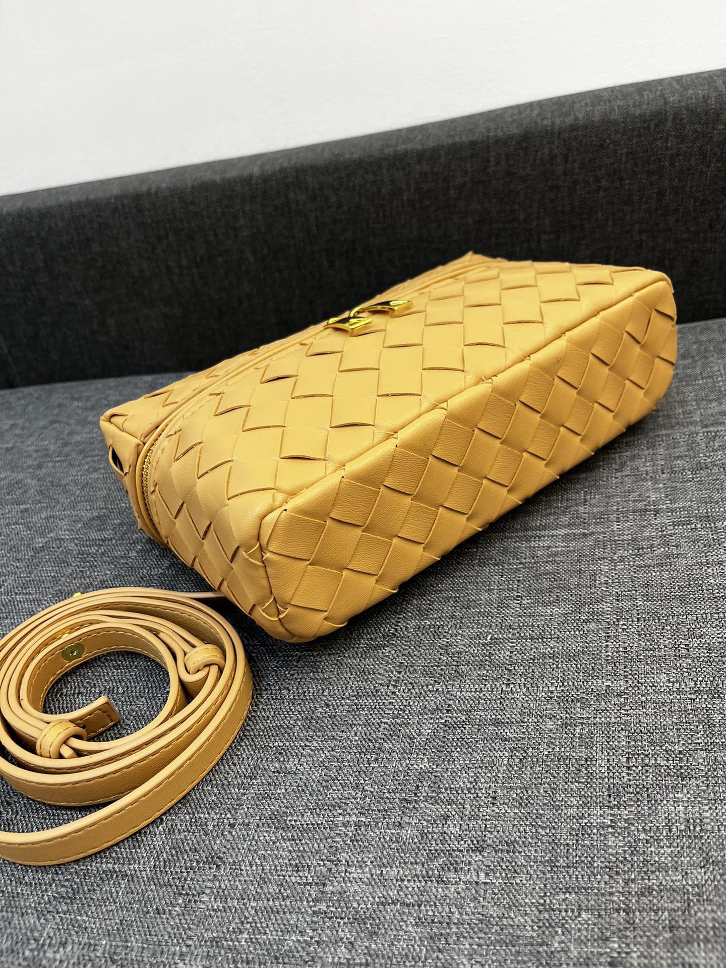 Bottega Veneta Vanity Case Women Shoulder Bags 24*13*6cm