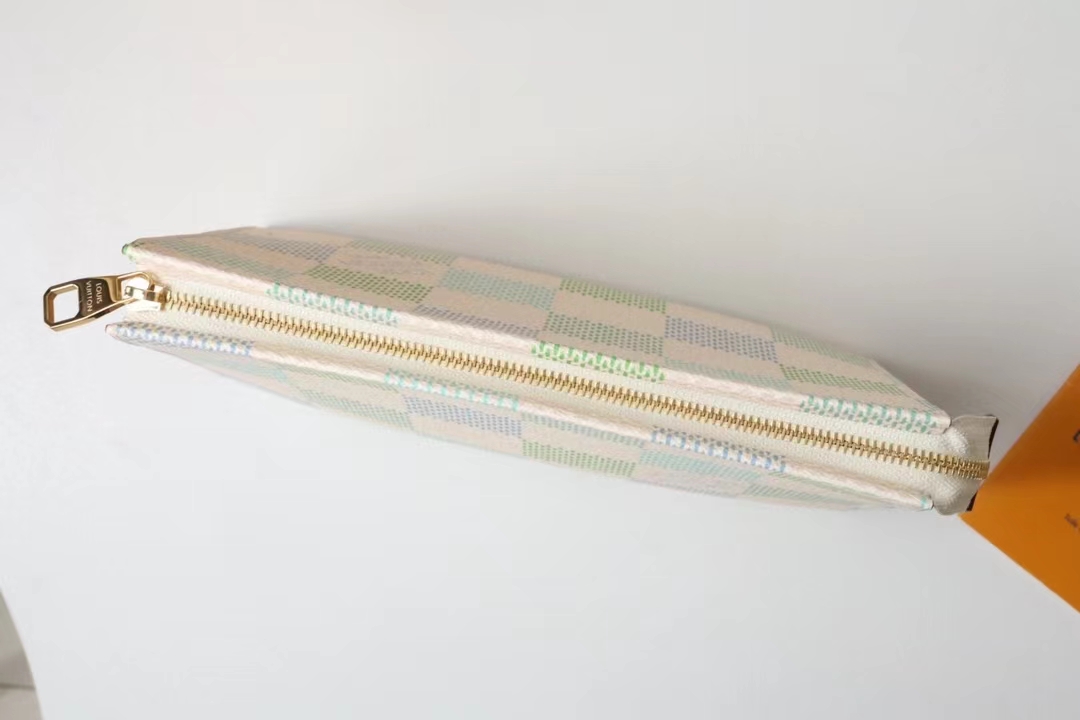 Louis Vuitton Monogram Titanium Clutch Bags Size 26*20*5cm