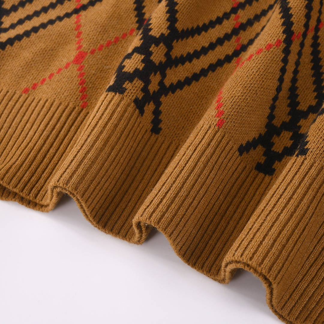 Burberry Unisex Sweatshirt Size S-XL