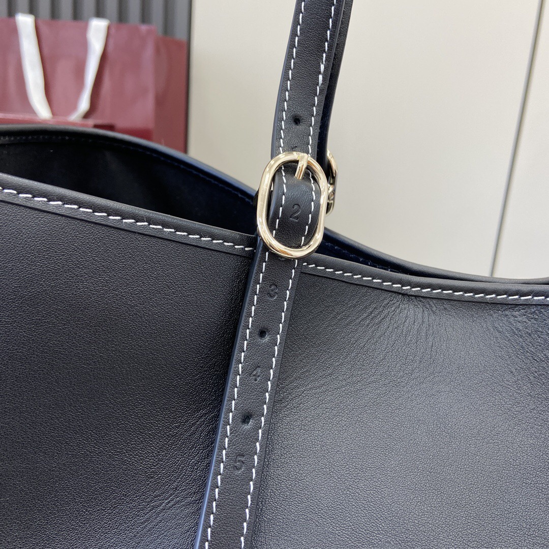 Gucci GG Emblem Women Shopping Bags Size 38*25*15cm