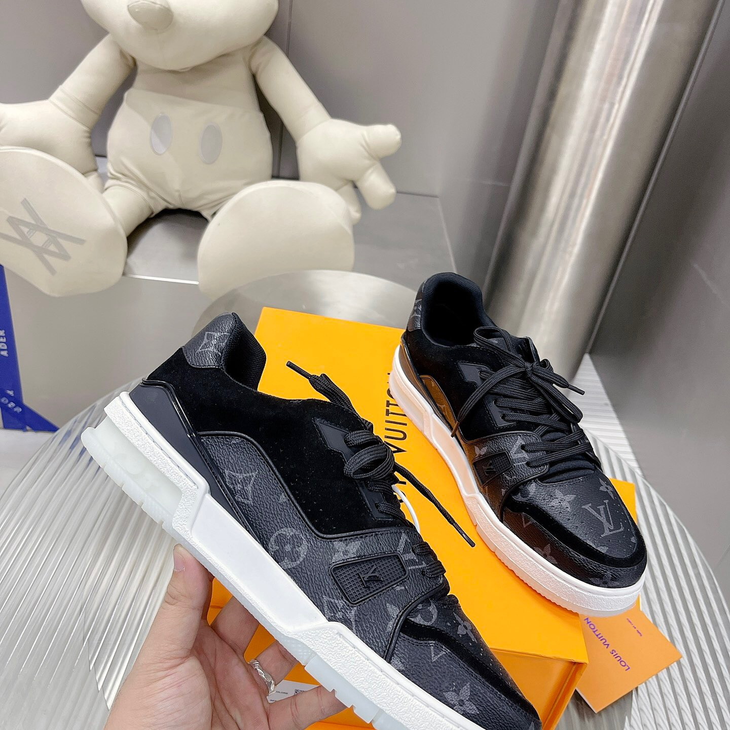Louis Vuitton Trainer Sneaker Size 36-46
