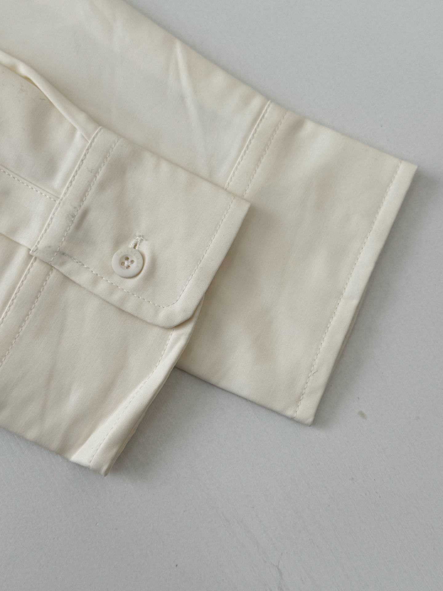 Balenciaga Unisex Shirt Size S-XL