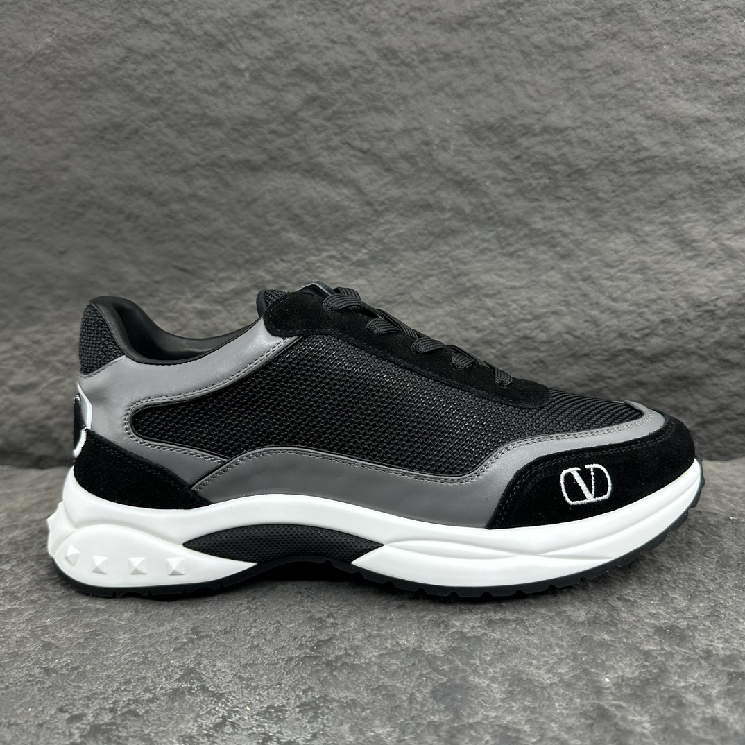 Valentino Men New Sneaker Size 40-45