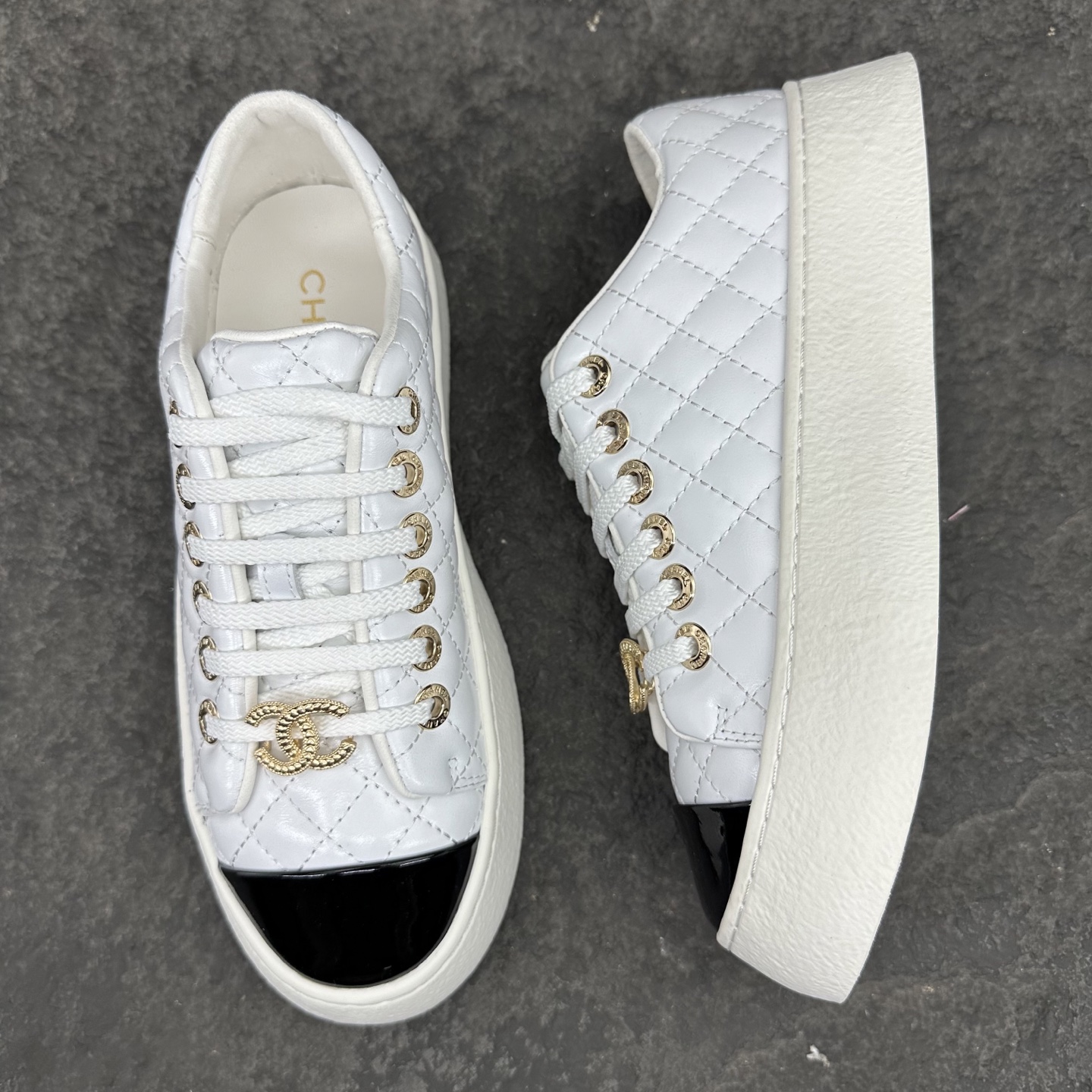 Chanel 2025ss Women Sneaker Size 35-40