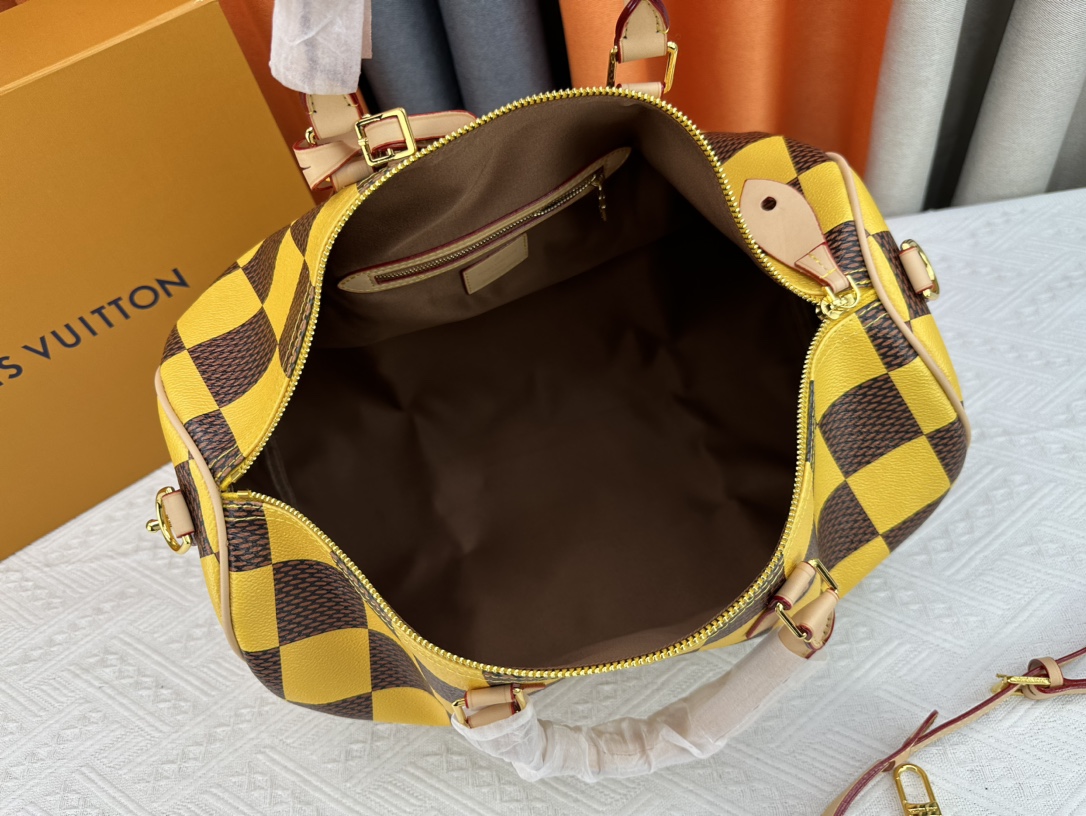 Louis Vuitton M24422 Speedy P9 Bandoulière 40 Monogram Leather Pharrell Williams Travel Bags Size 40*26*23cm