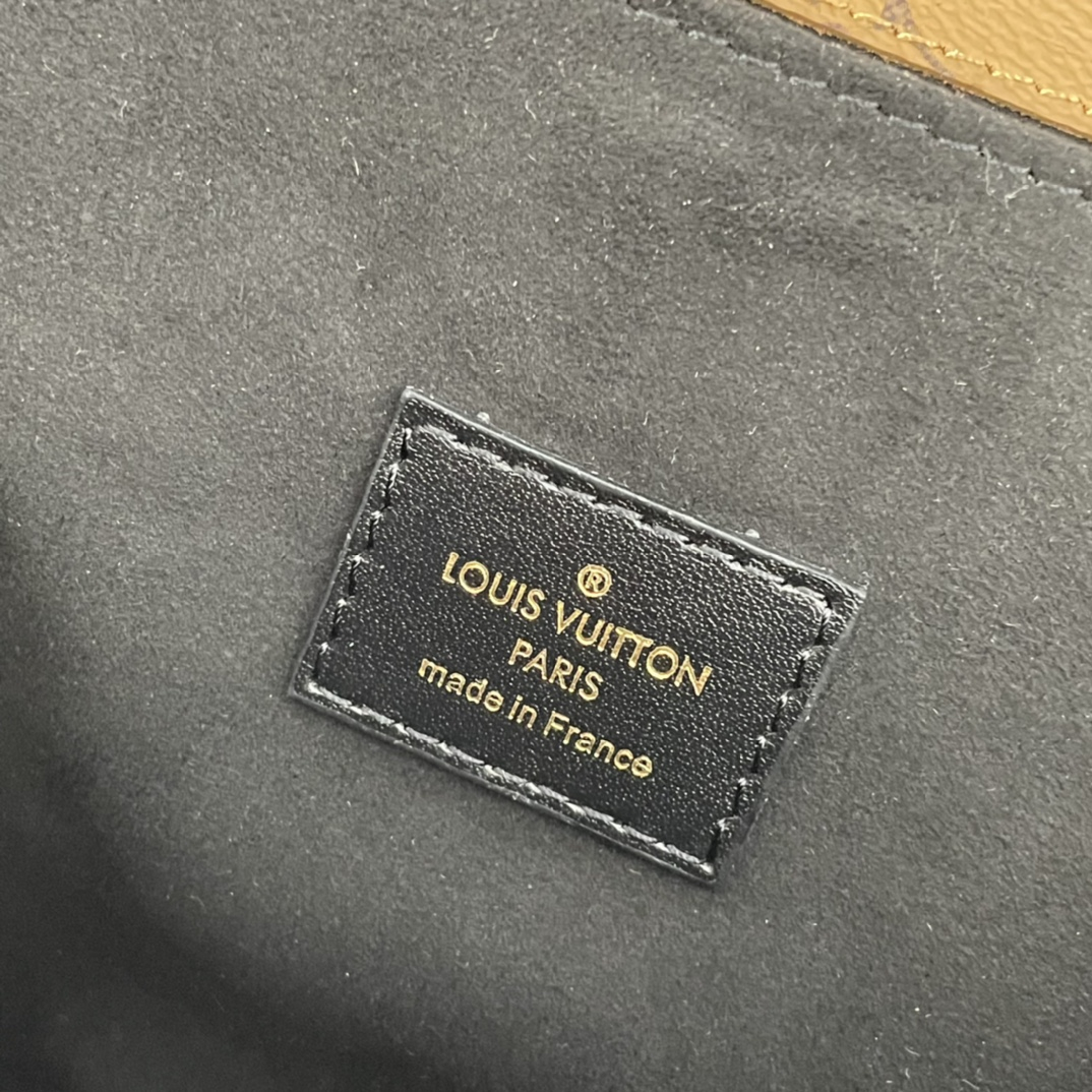 Louis Vuitton M44875 M44876 Pochette Métis Women Shoulder Bags Size 25*19*7cm