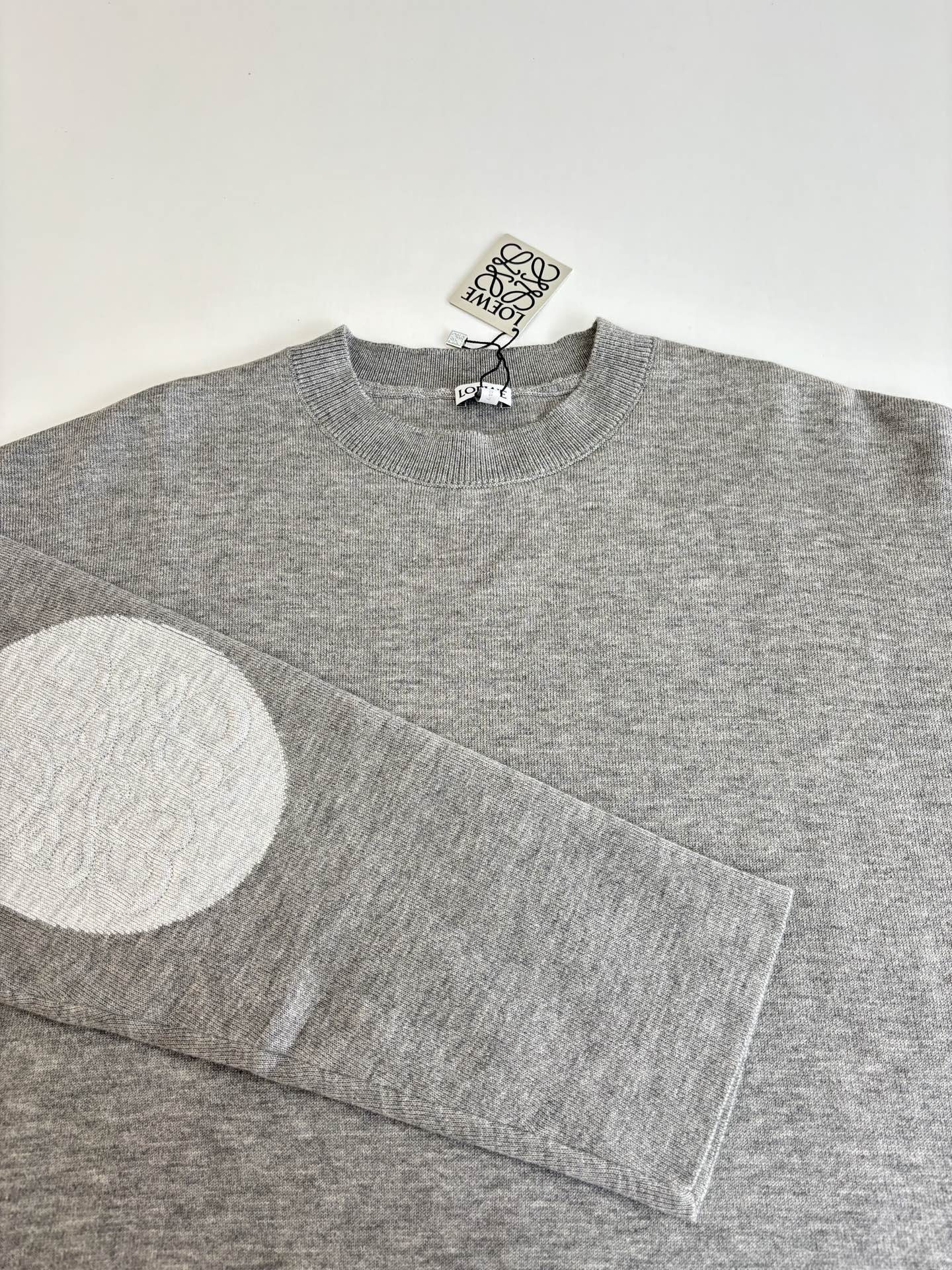 Loewe Unisex Sweatshirt Size S-XL