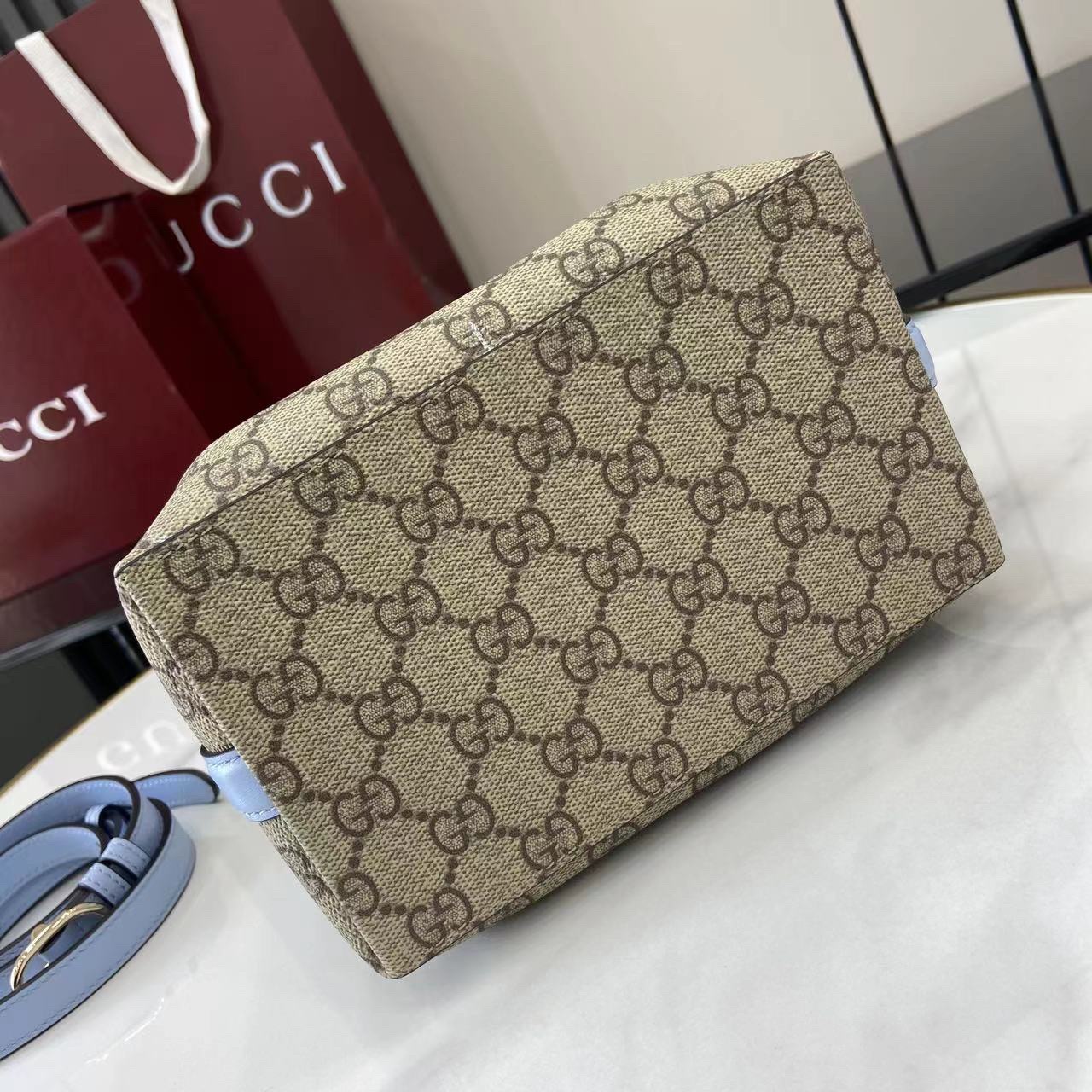 Gucci GG Emblem Women Shoulder Bags Size 20*18*11cm