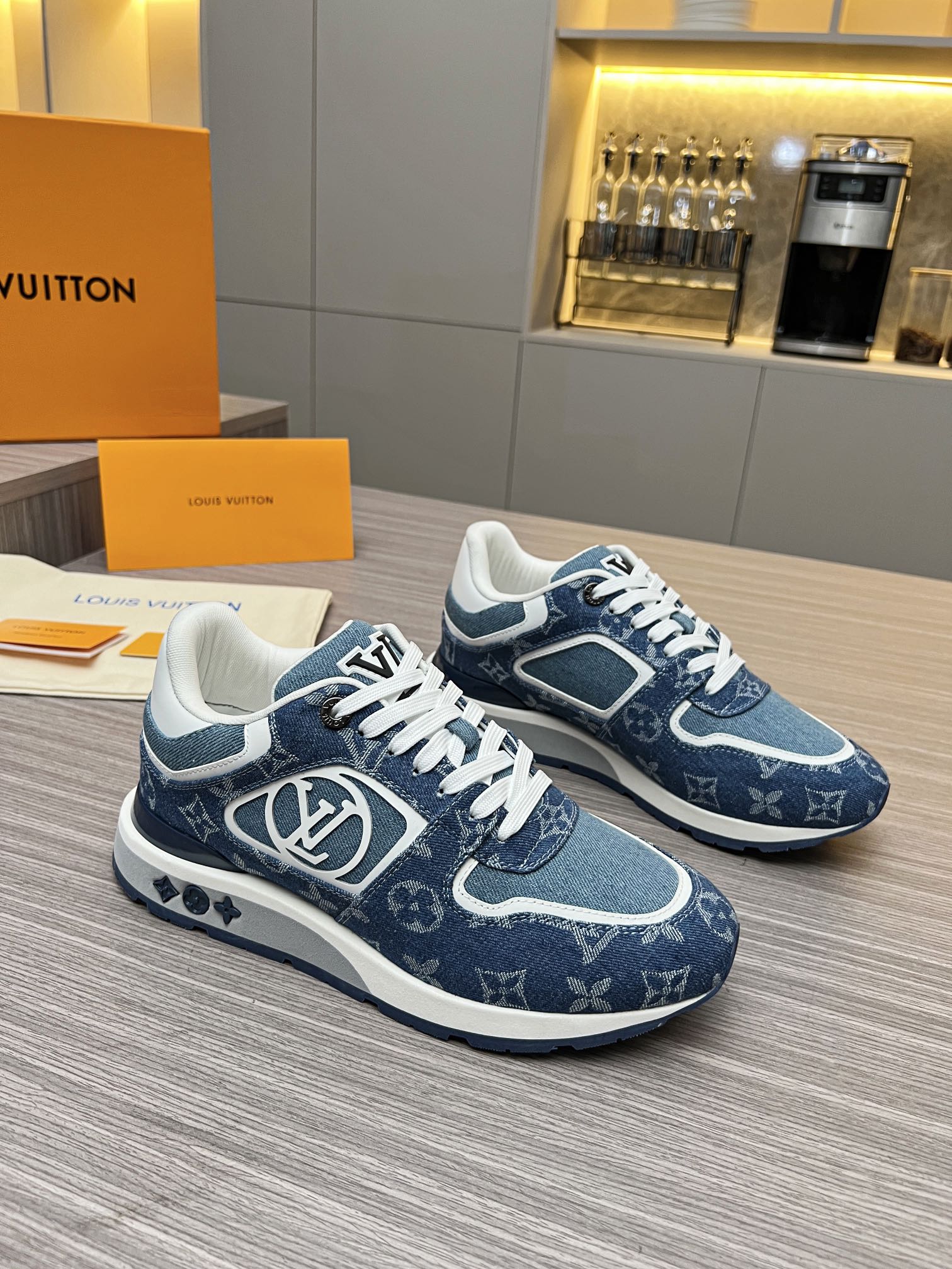 Louis Vuitton 2024ss Runaway Sneaker Size 40-46