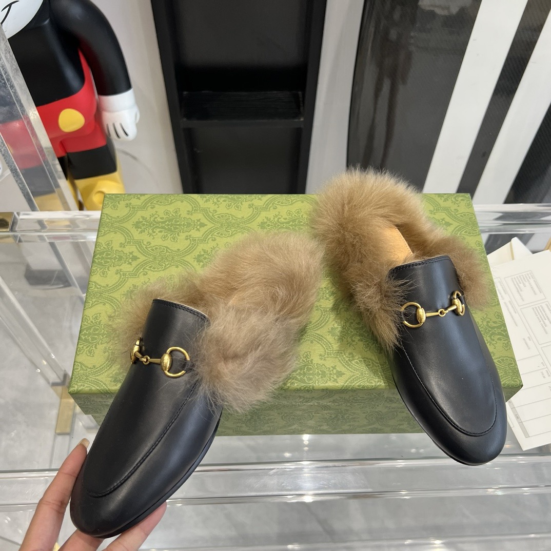 Gucci Winter Slippers Size 41