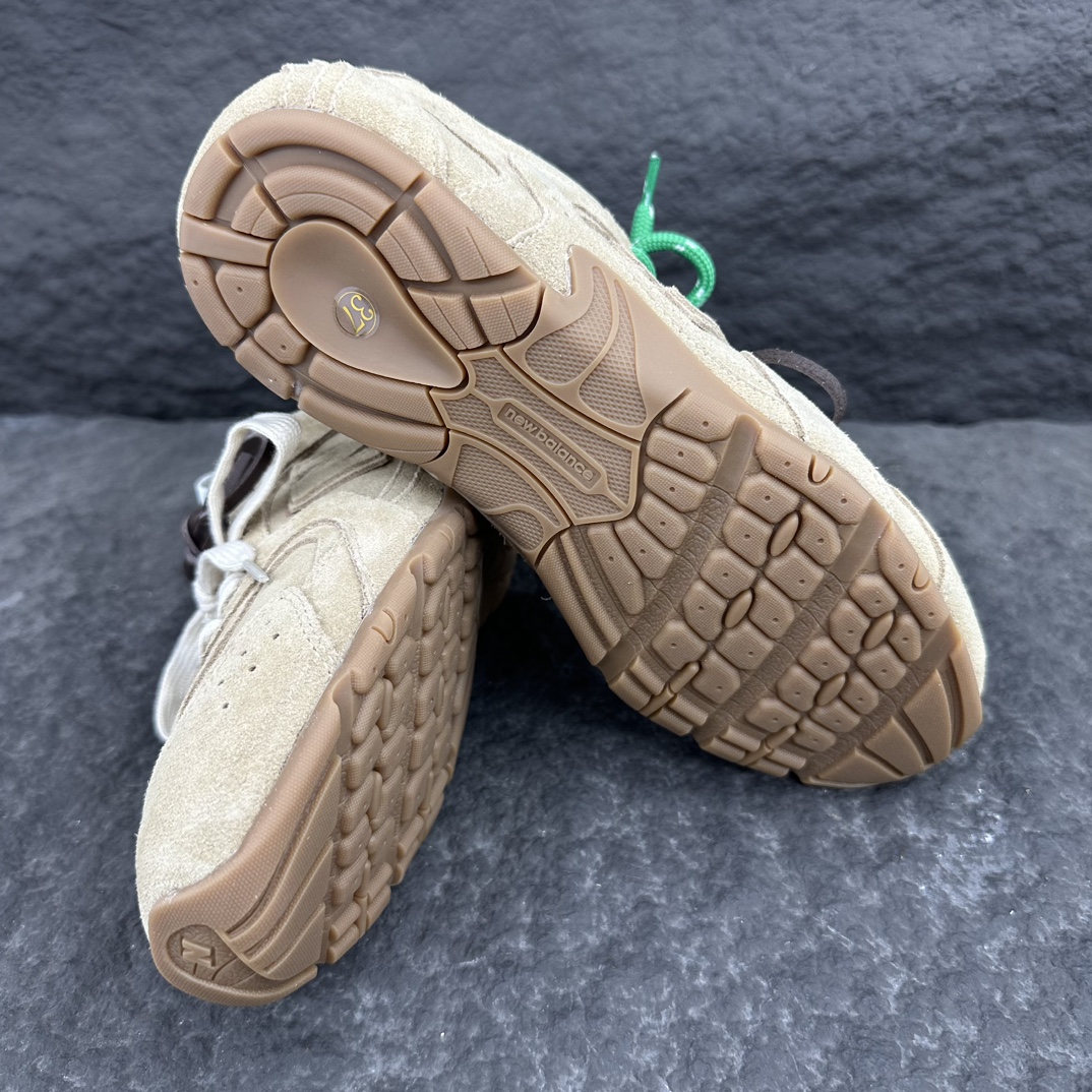 MiuMiu x New Balance Sneaker Size 35-46