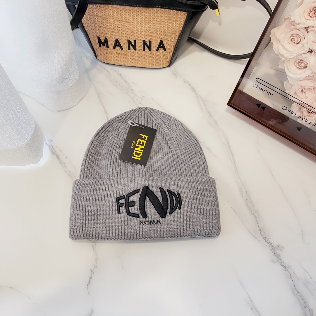 Fendi Knitted Hat 4-Color