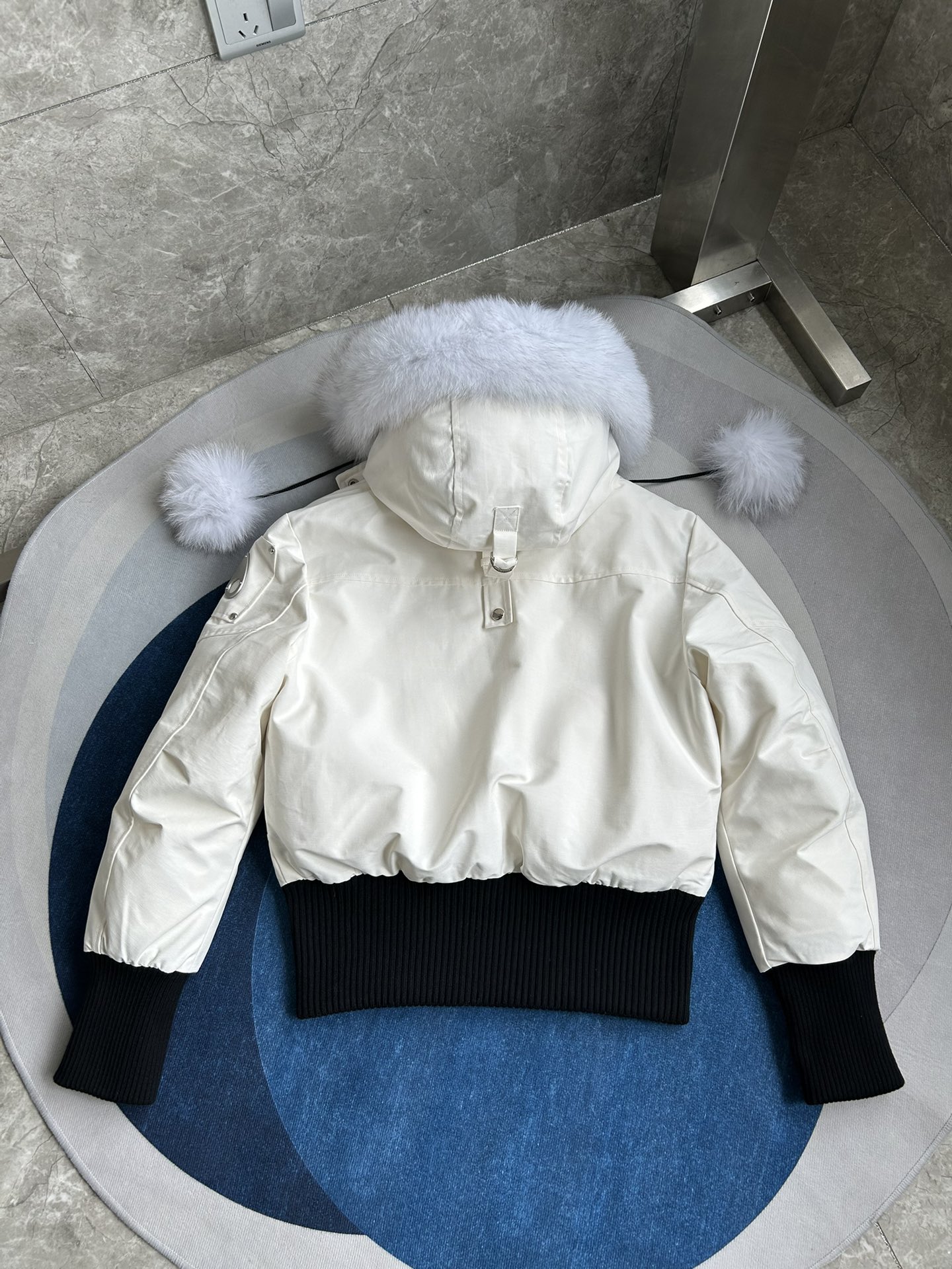 Moose Knuckles 03 Women Winter Jacket Size XS-XL