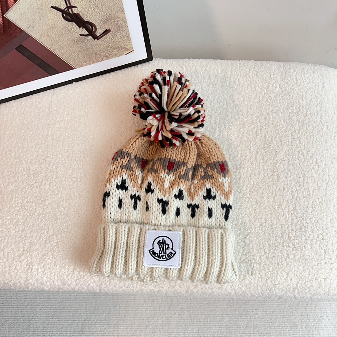 Moncler Knitted Hat 3-Color