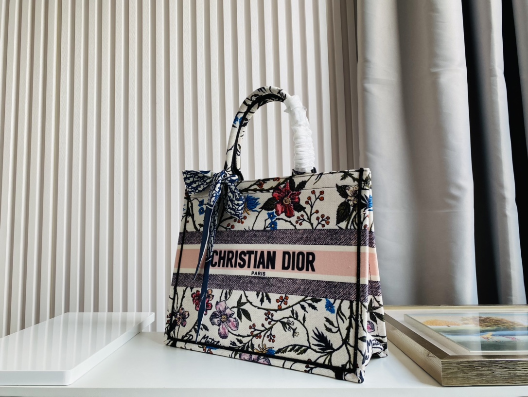 Dior Tote Women Shopping Bags 2-Size