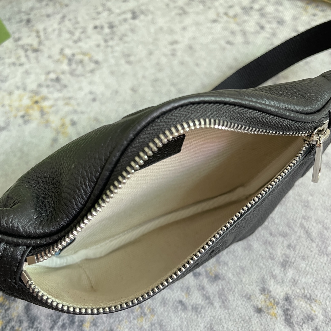 Gucci Mens Shoulder Bags 2-Size