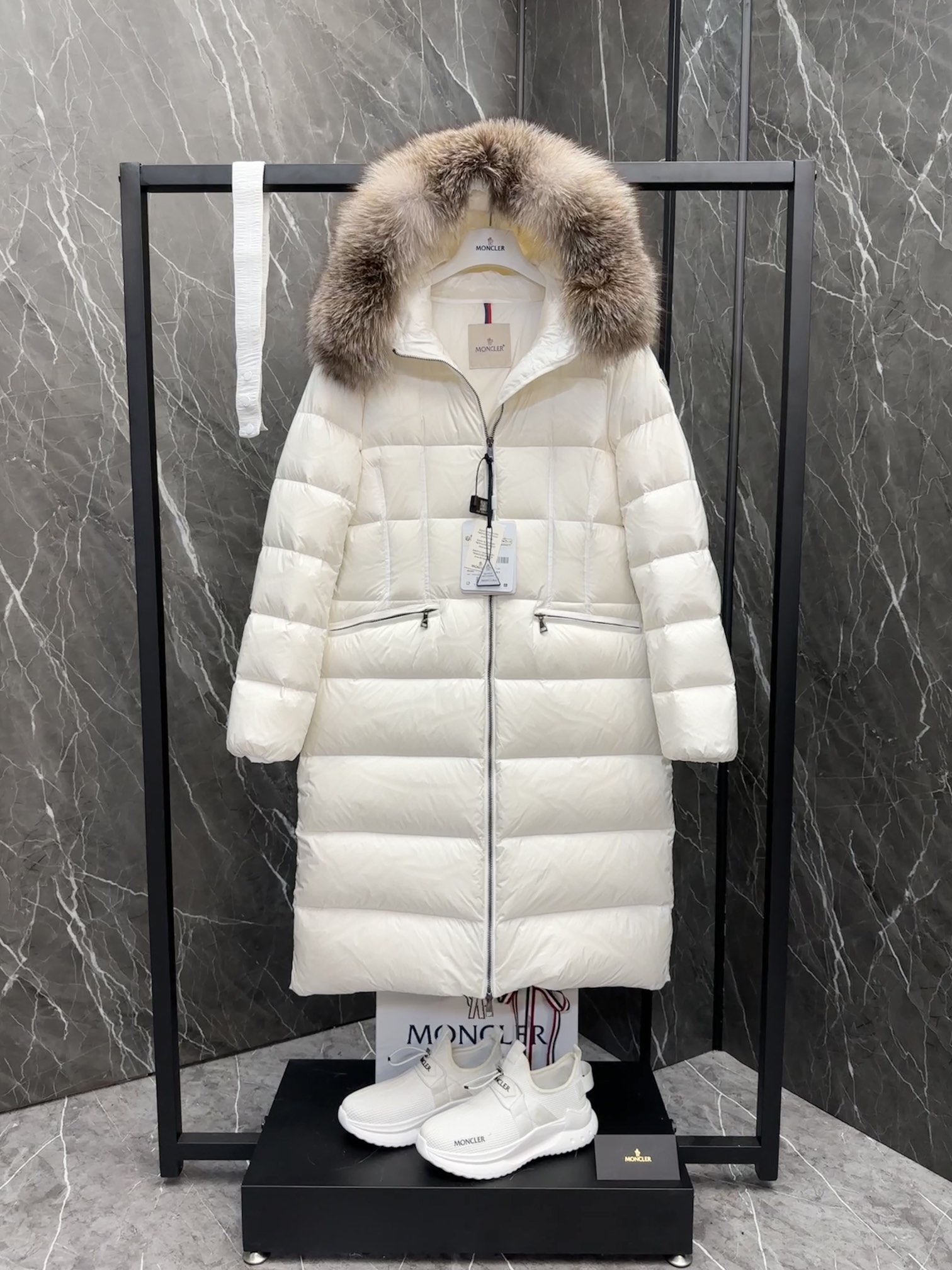 Moncler Boed Long Women Down Jacket Size S-XL