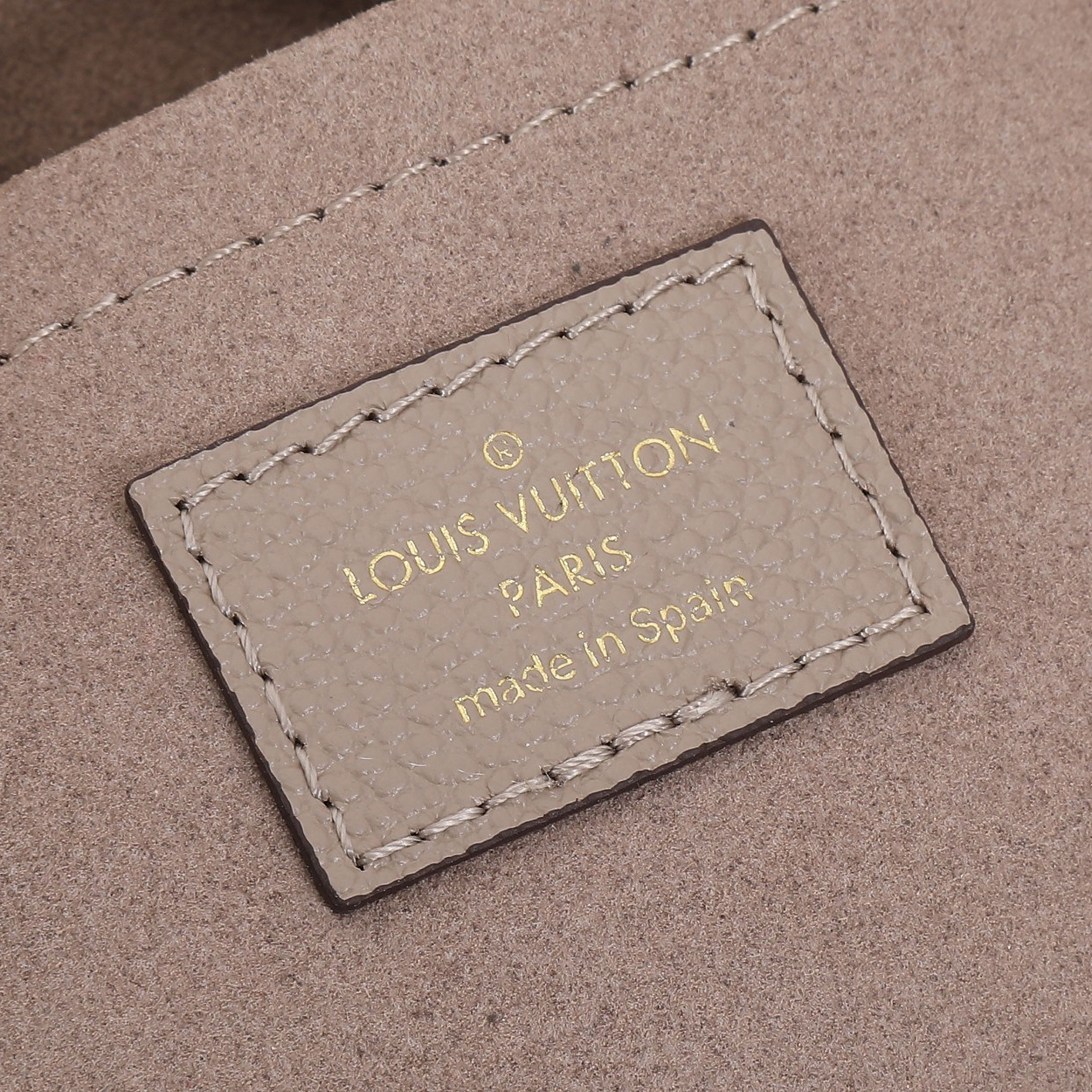 Louis Vuitton M46112 Bagatelle Women Shoulder Bags Size 22*14*9cm