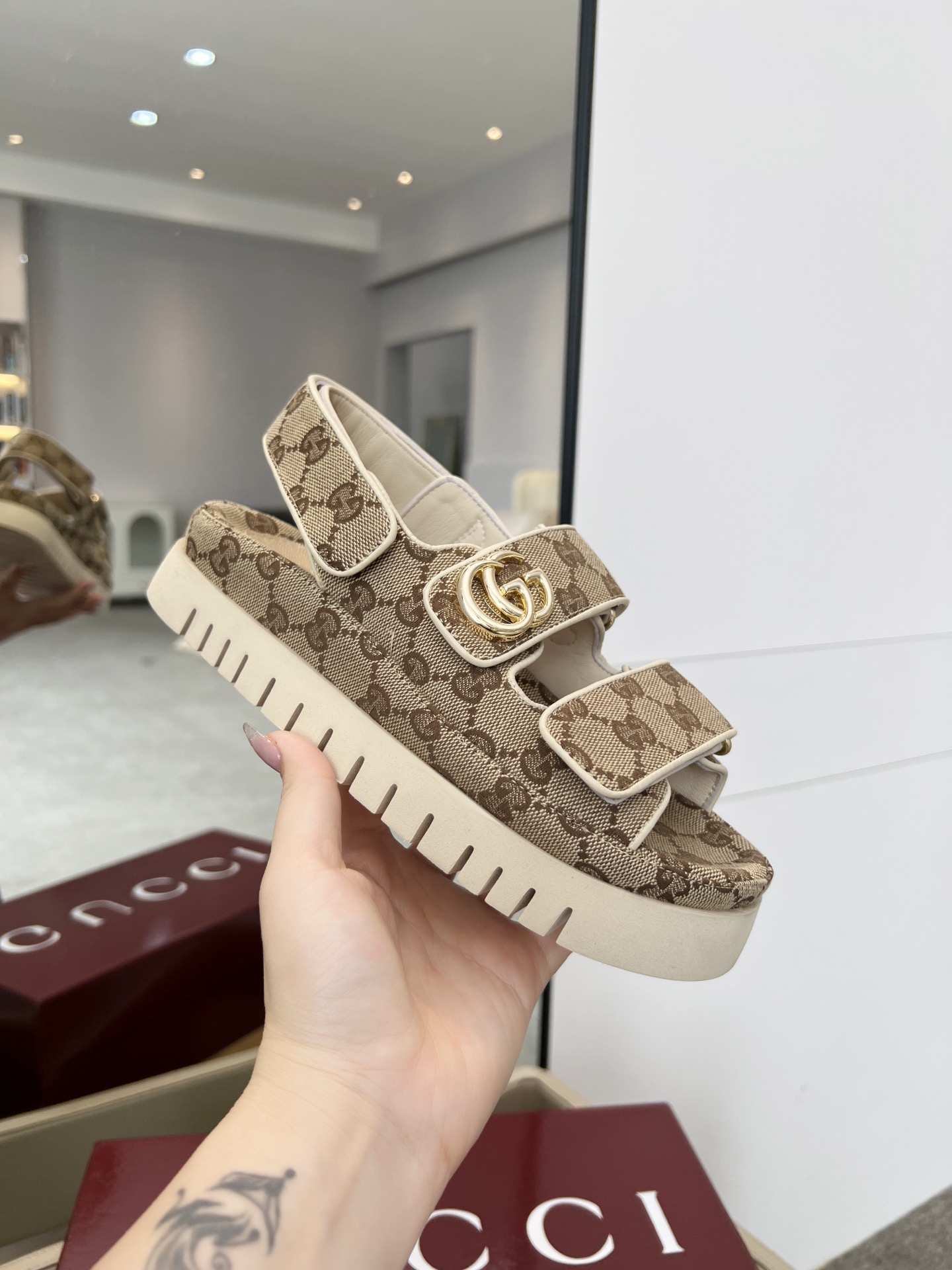 Gucci Women Thick soled Sandals Size 35-41