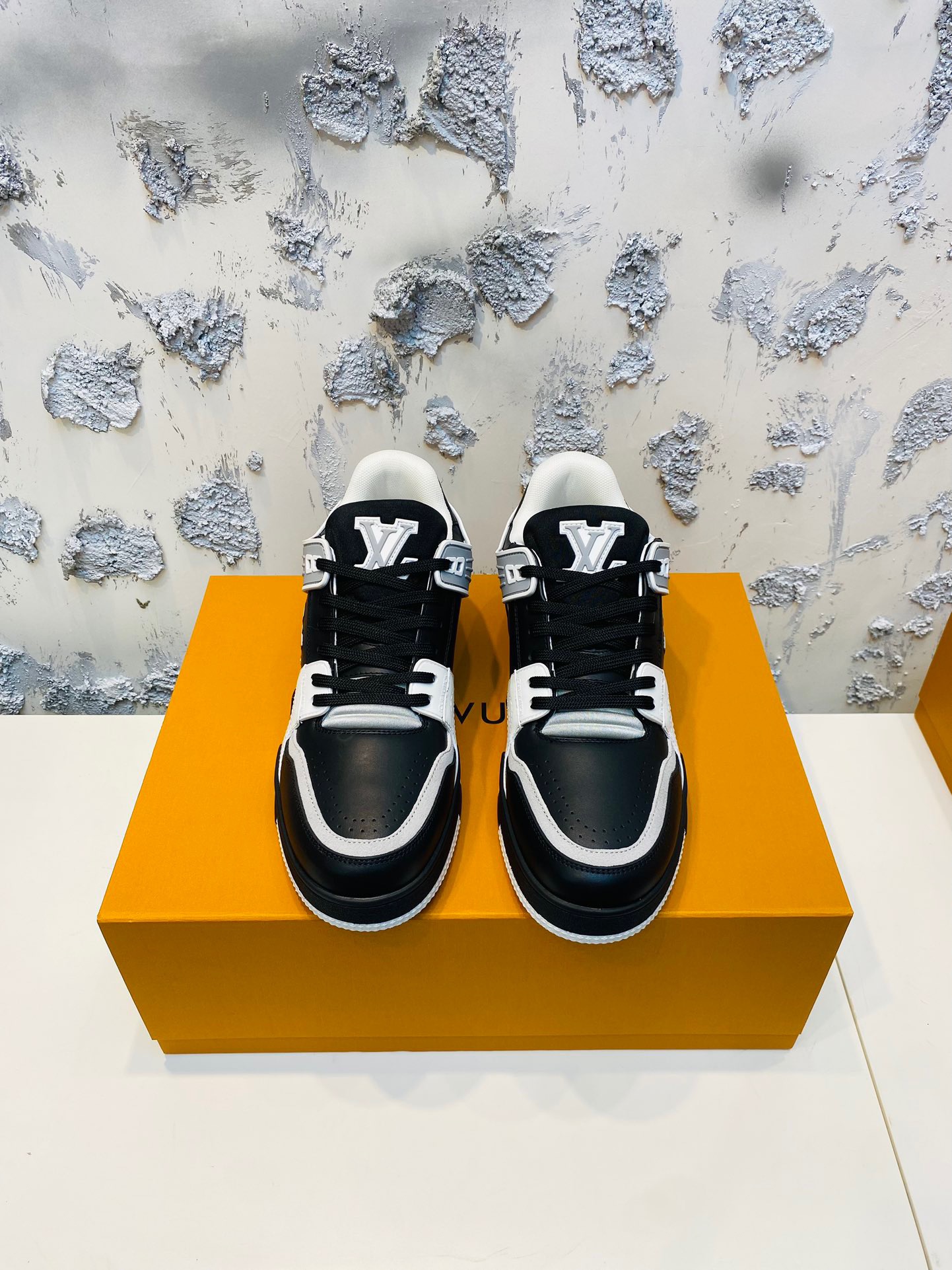 Louis Vuitton LV Trainer x Tyler Sneaker Size 40-46