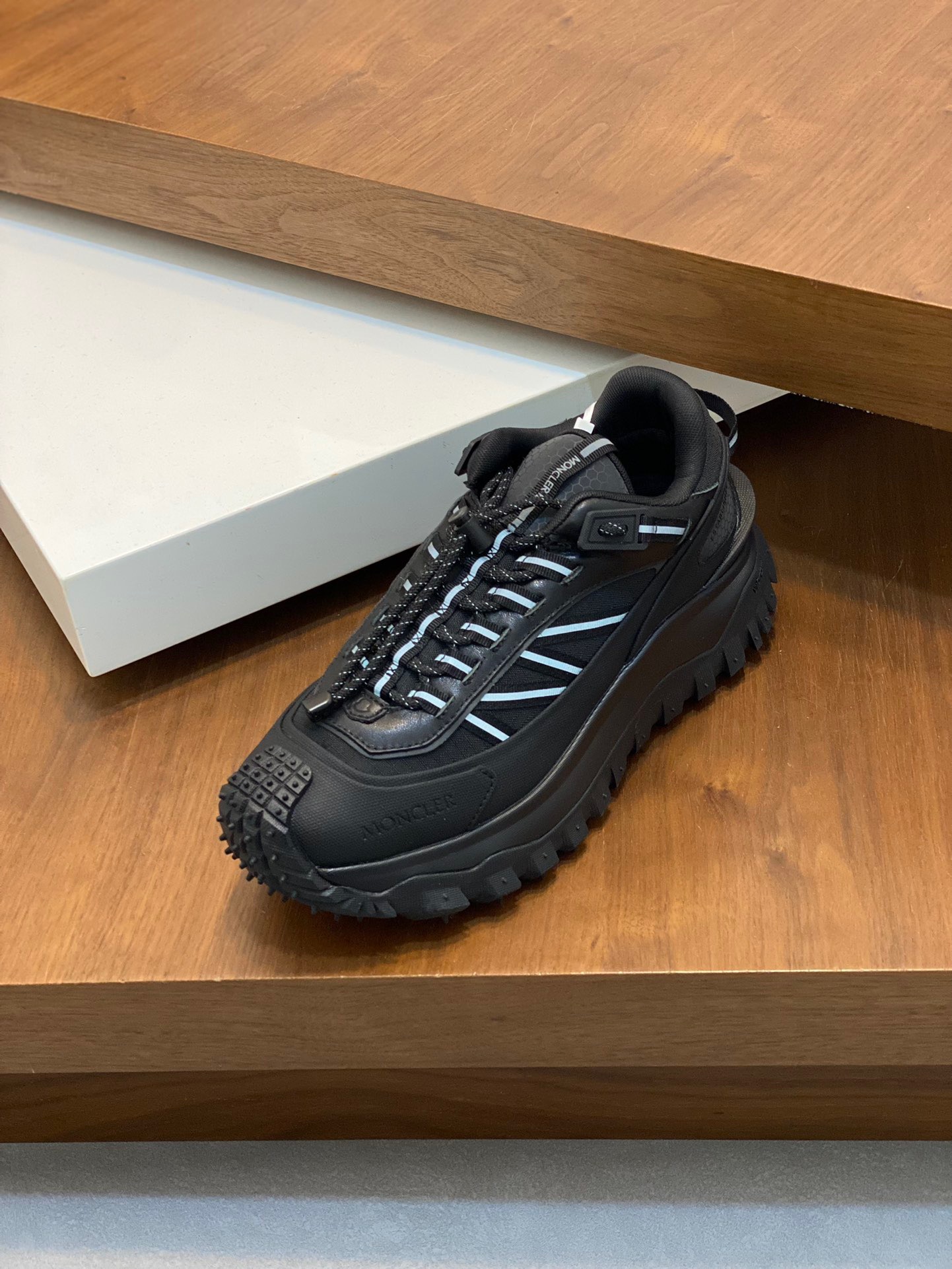 Moncler Trailgrip Gtx Sneaker Size 40-45