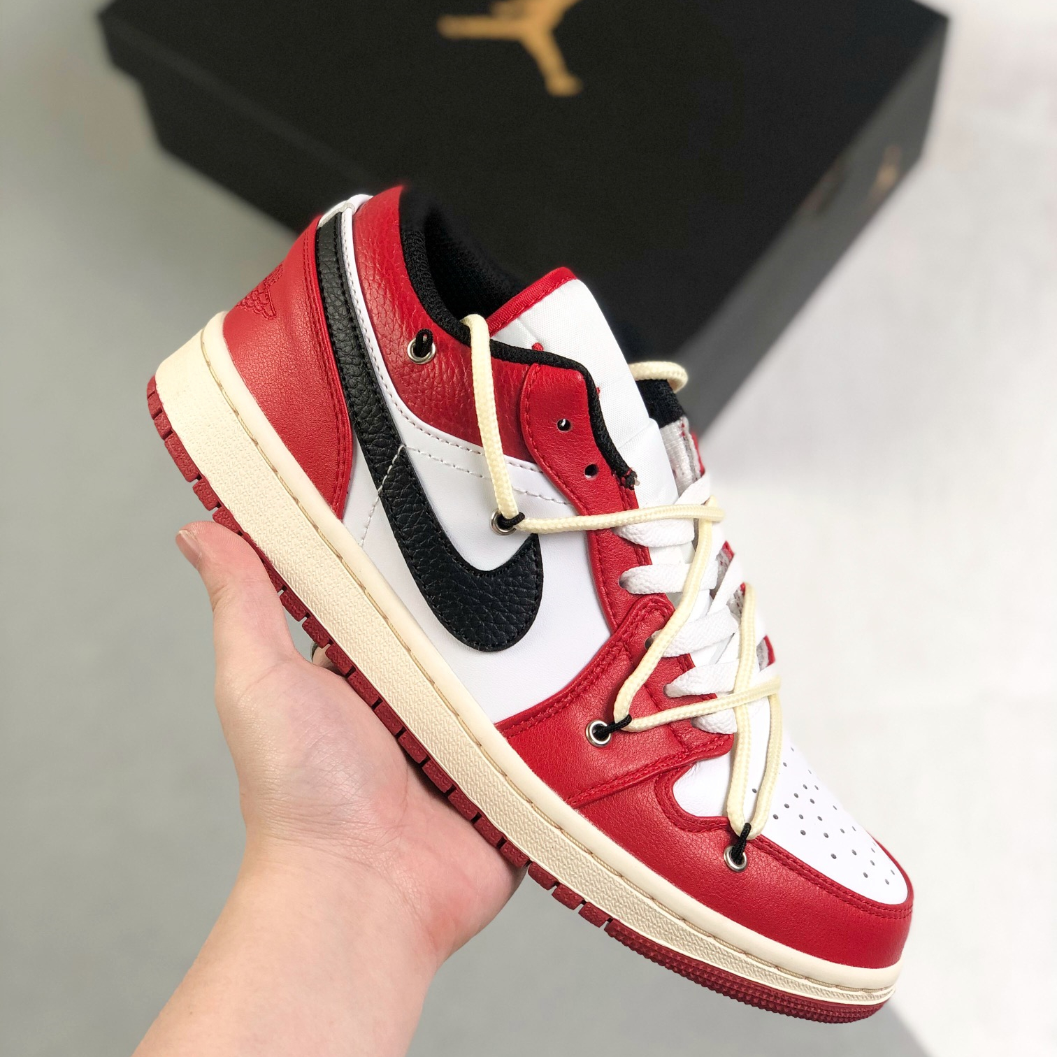 Nike Air Jordan 1 x OFF White Low Top Sneakers Shoes Gr. 36-46