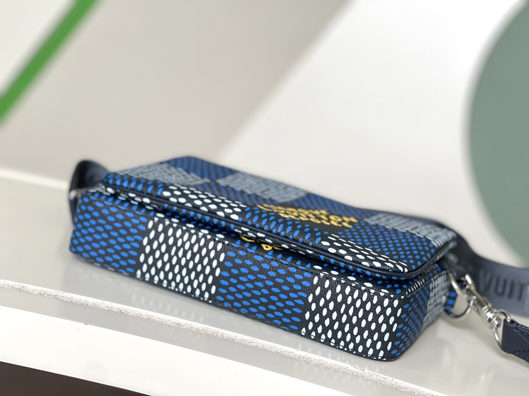 Louis Vuitton N40694 Trio Messenger Mens Shoulder Bags Size 25*18.5*7cm