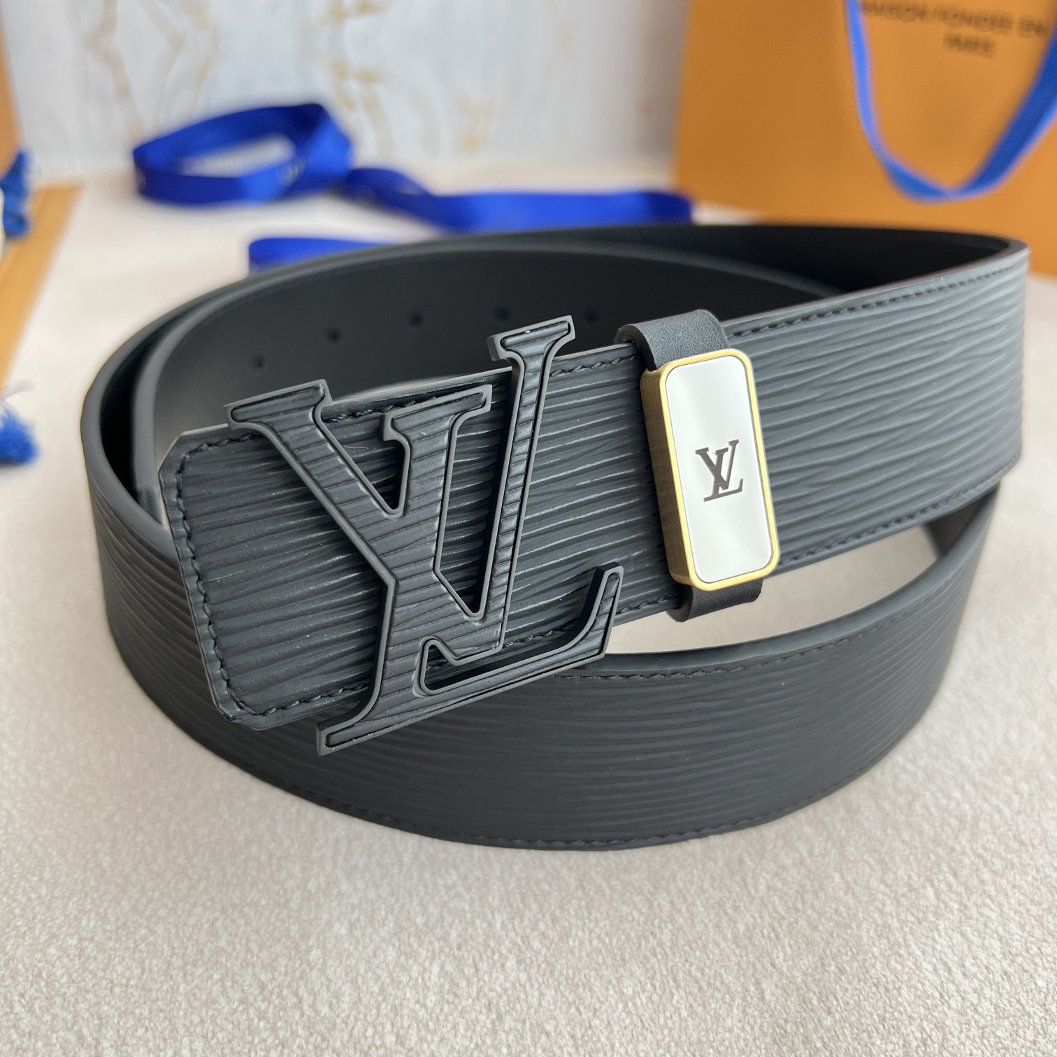 Louis Vuitton Mens Belt Width 3.8cm