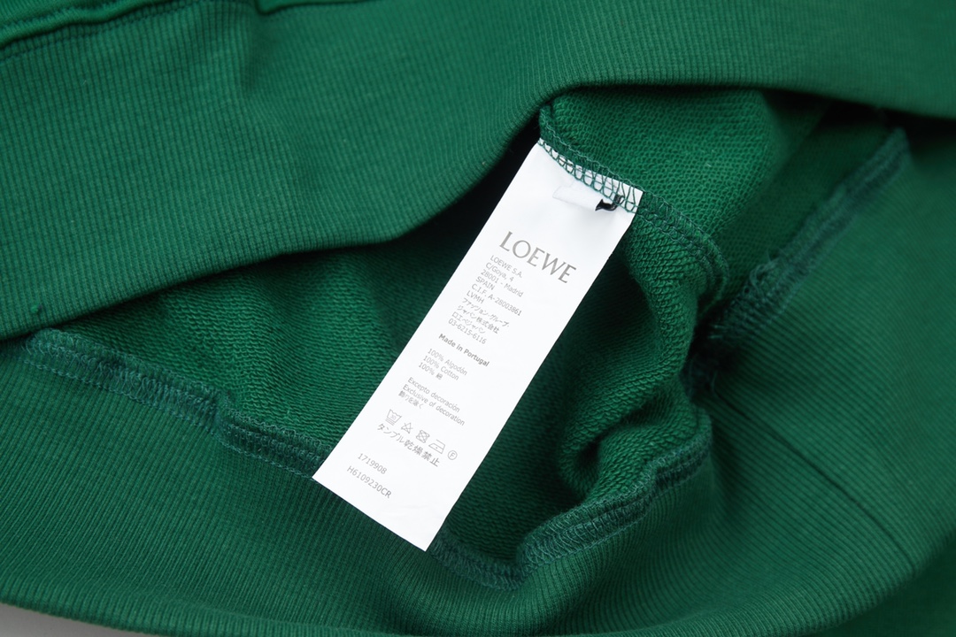 Loewe Unisex Sweatshirt Size S-XL