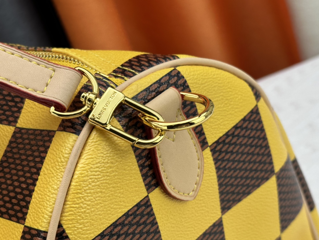 Louis Vuitton M24422 Speedy P9 Bandoulière 40 Monogram Leather Pharrell Williams Travel Bags Size 40*26*23cm